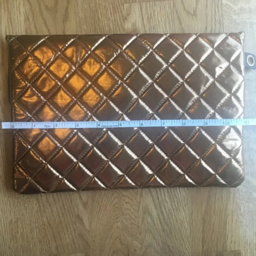 Younique Beachfront Kissed Gold Bag Limited Edition